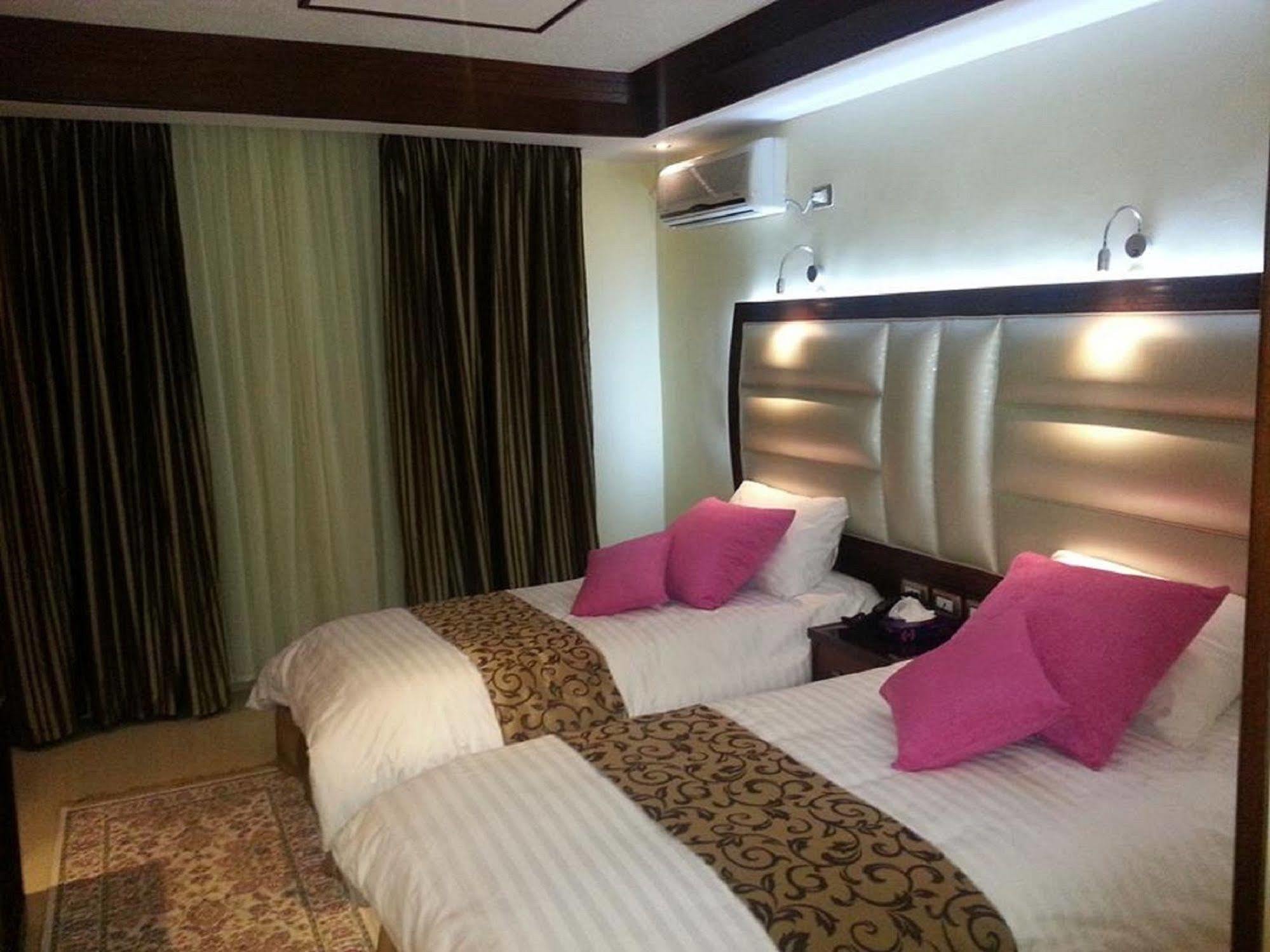 מלון וואדי מוסא Sella מראה חיצוני תמונה